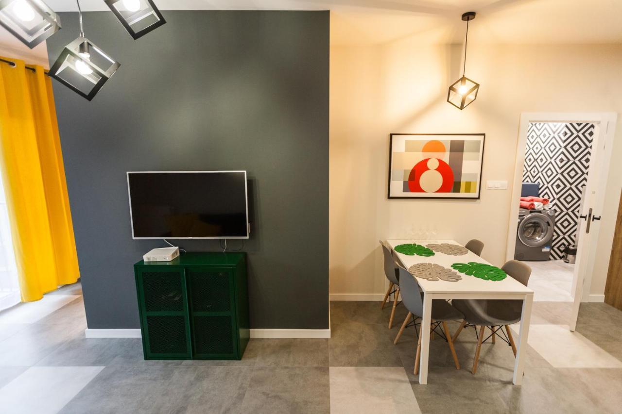 קרקוב Vintage Rakowicka Apartment מראה חיצוני תמונה